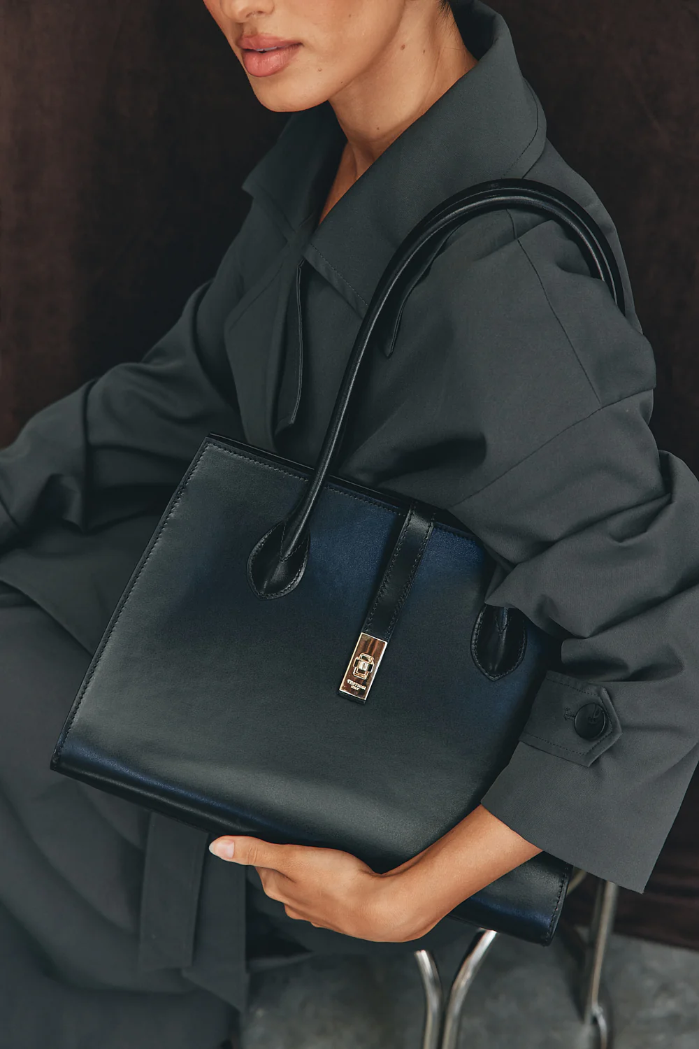 Ava Structured Leather Tote - Image 6